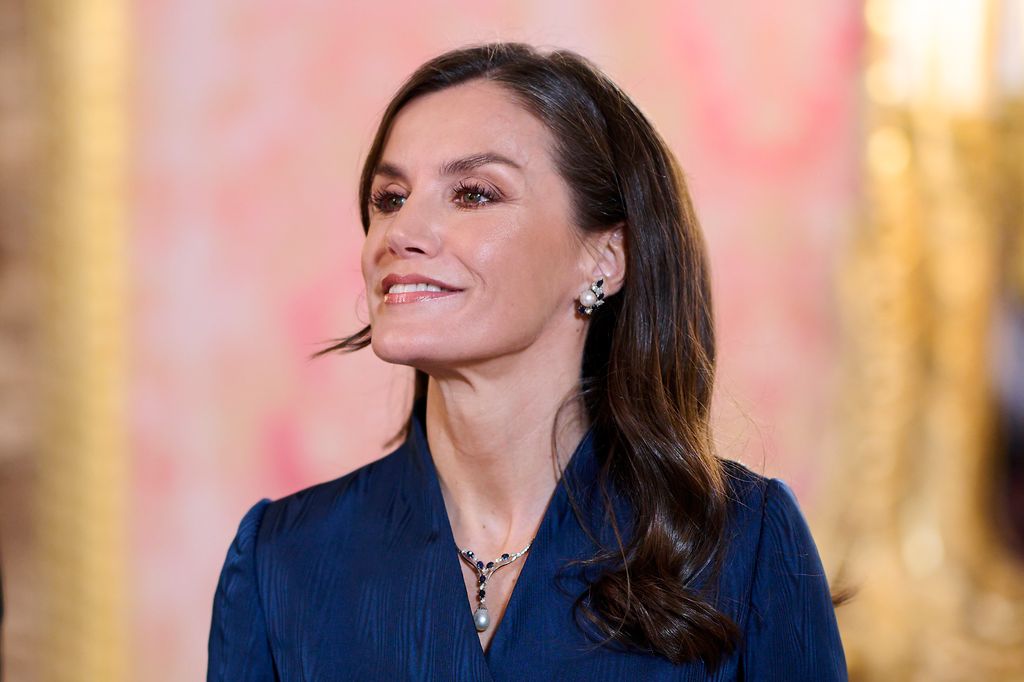 Queen Letizia wearing diamond, sapphire and pearl necklace