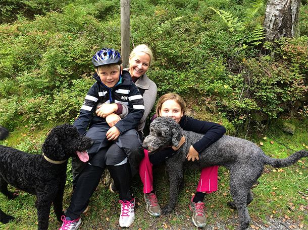 mette marit and dogs 