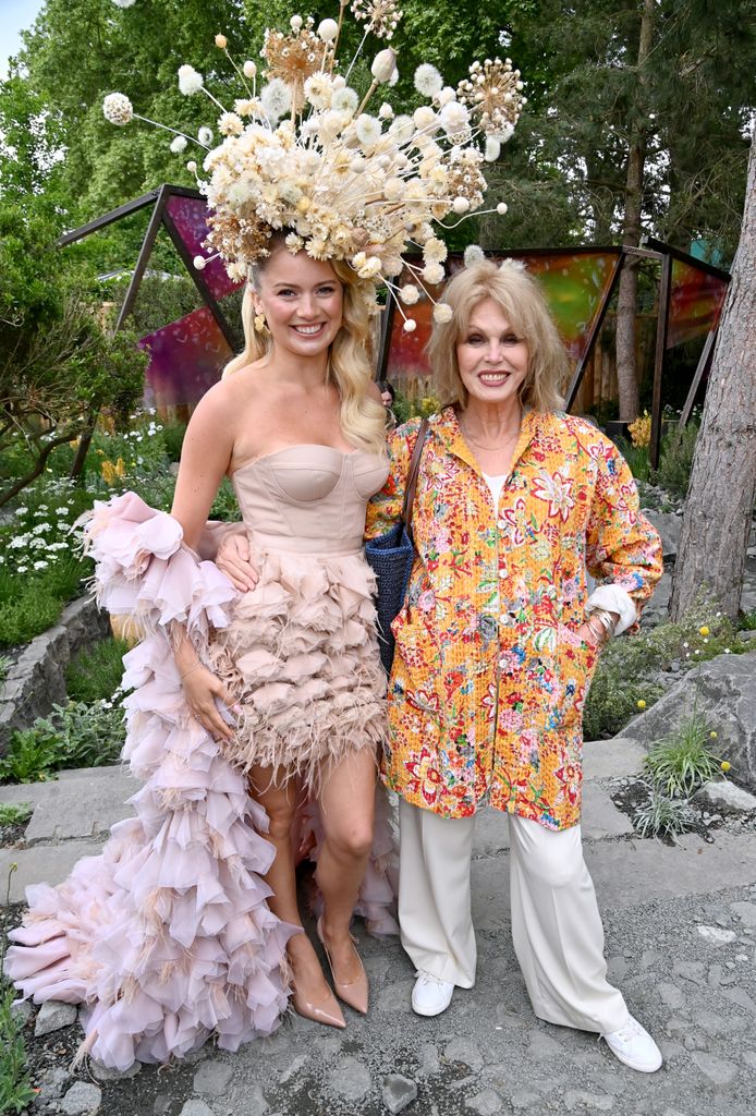 tasha ghouri and joanna lumley at chelsea flower show