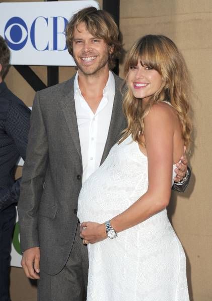 NCIS Eric Christian Olsen with his wife Sarah Wright when she was pregnant in 2013