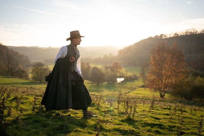 suranne walking