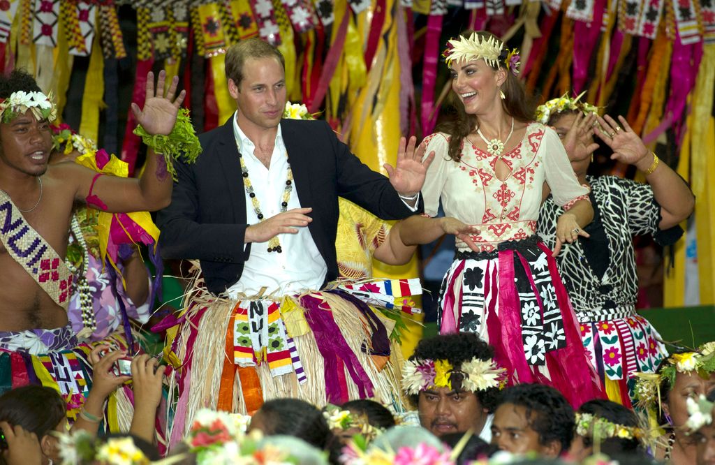 William and Kate dancing in Tuvalu