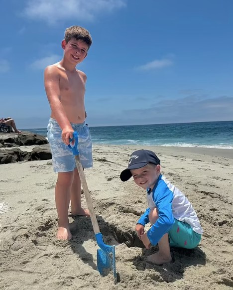 Christina posted a snapshot of her two sons Brayden (8) and Hudson (4)