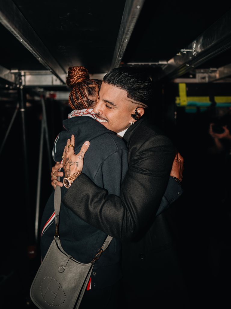 The duo embraced ahead of the show