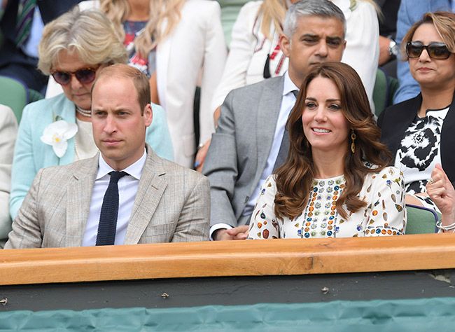 Prince William and Kate Middleton cheer on Andy Murray during Wimbledon ...