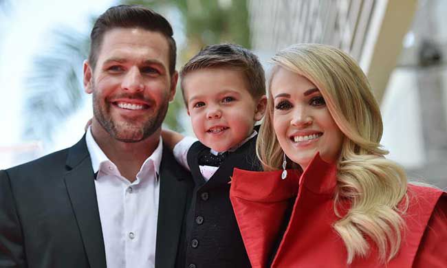 carrie underwood mike fisher and son