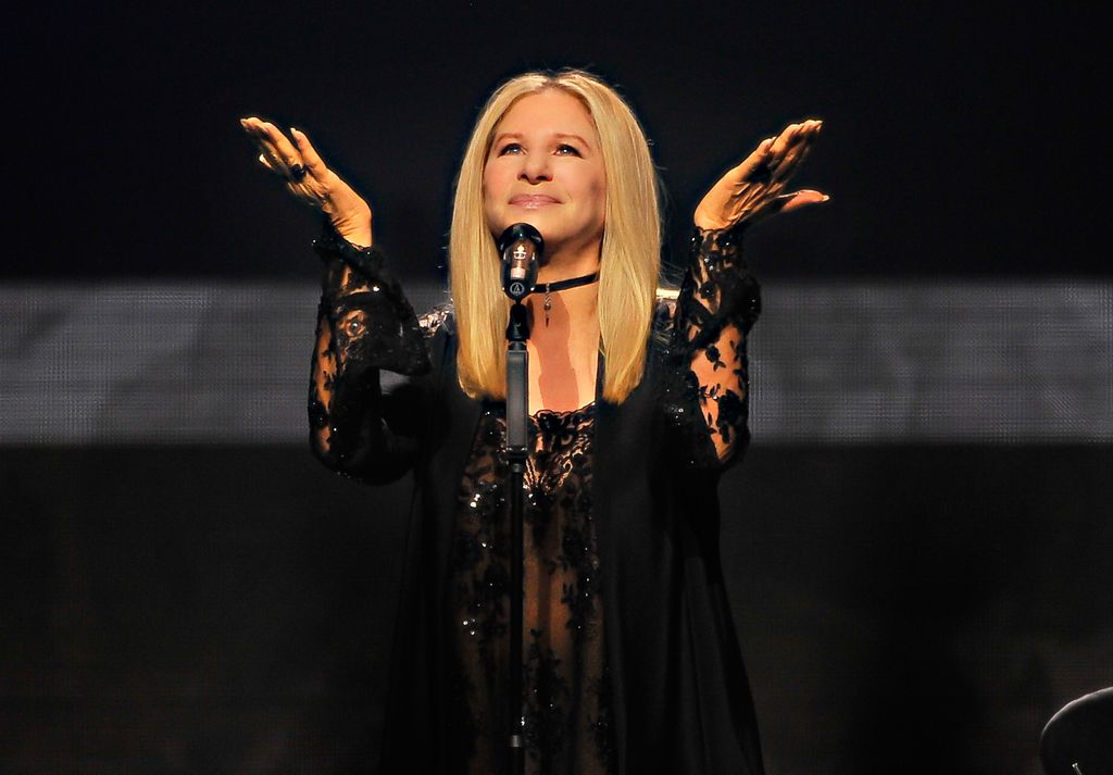SAN JOSE, CA - AUGUST 4: Barbra Streisand performs onstage during the Barbra - The Music... The Mem'ries... The Magic! Tour at SAP Center on August 4, 2016 in San Jose, California. (Photo by Steve Jennings/WireImage for BSB)