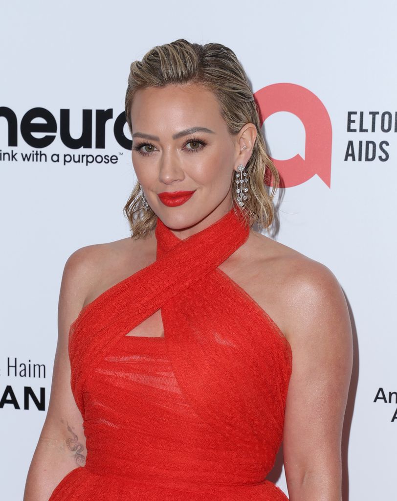 hilary duff red dress