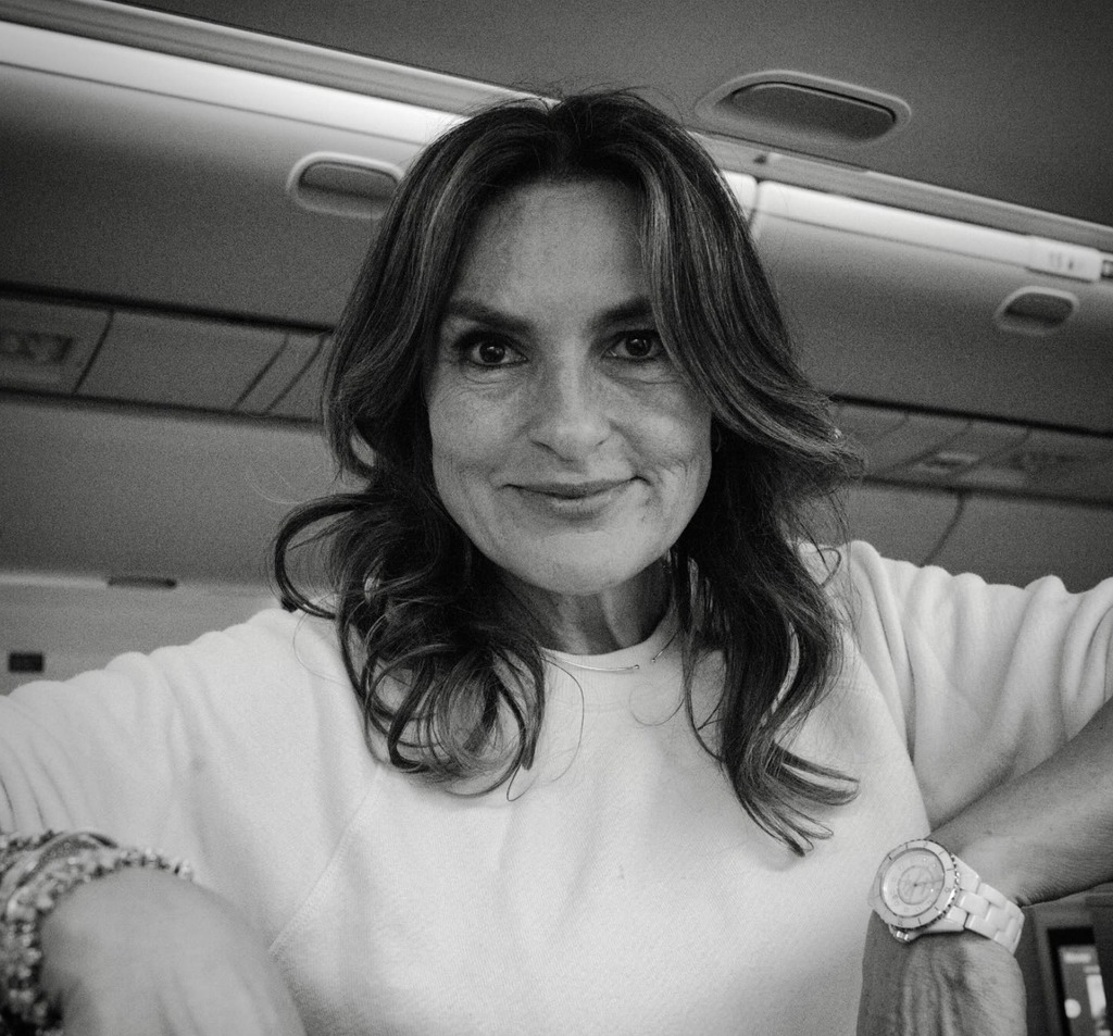 Photo by Mariska Hargitay on Instagram on the way to Cannes, where her directorial debut, a documentary about her mother Jayne Mansfield with the title My Mom Jayne, Premiere