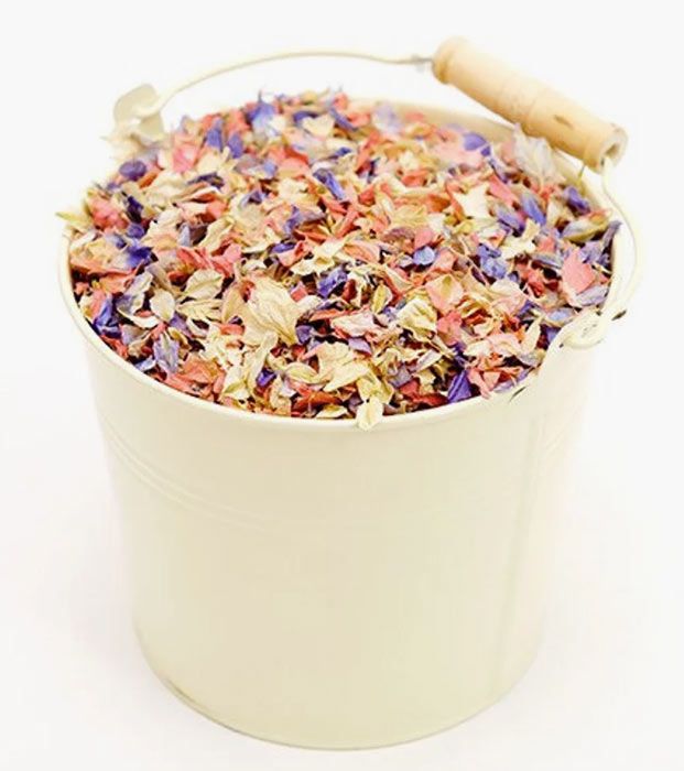 sustainable dried flowers
