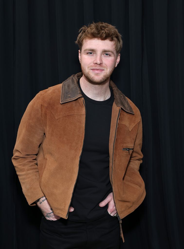 Alex Warren assiste au meilleur nouvel artiste à la GRAMMY House lors des 68e GRAMMY Awards à Rolling Greens