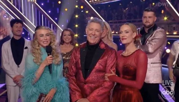 DWTS Julianne Hough’s unexpected live TV blunder sparks reaction from ...