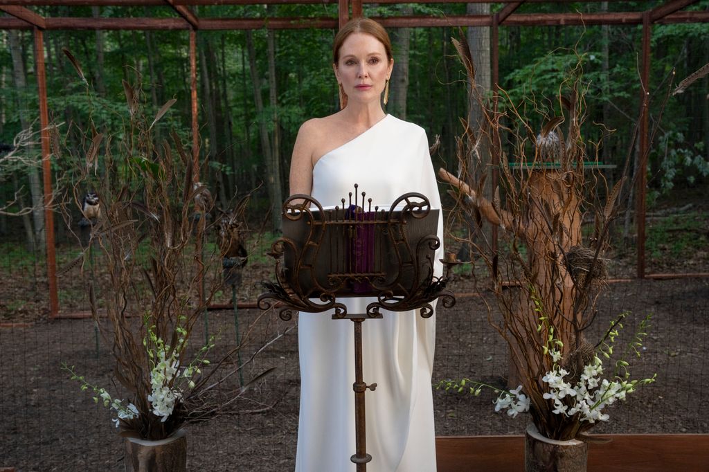Julianne Moore in Sirens