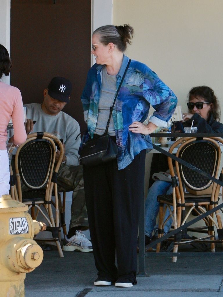 bridget fonda la outing