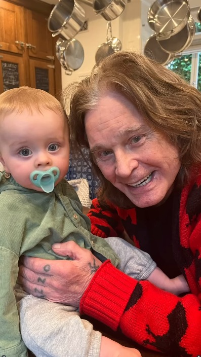 Ozzy Osbourne avec petit-fils Jack