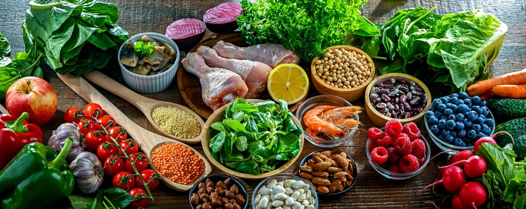 Eating a Mediterranean diet can reduce inflammation and support hormone health