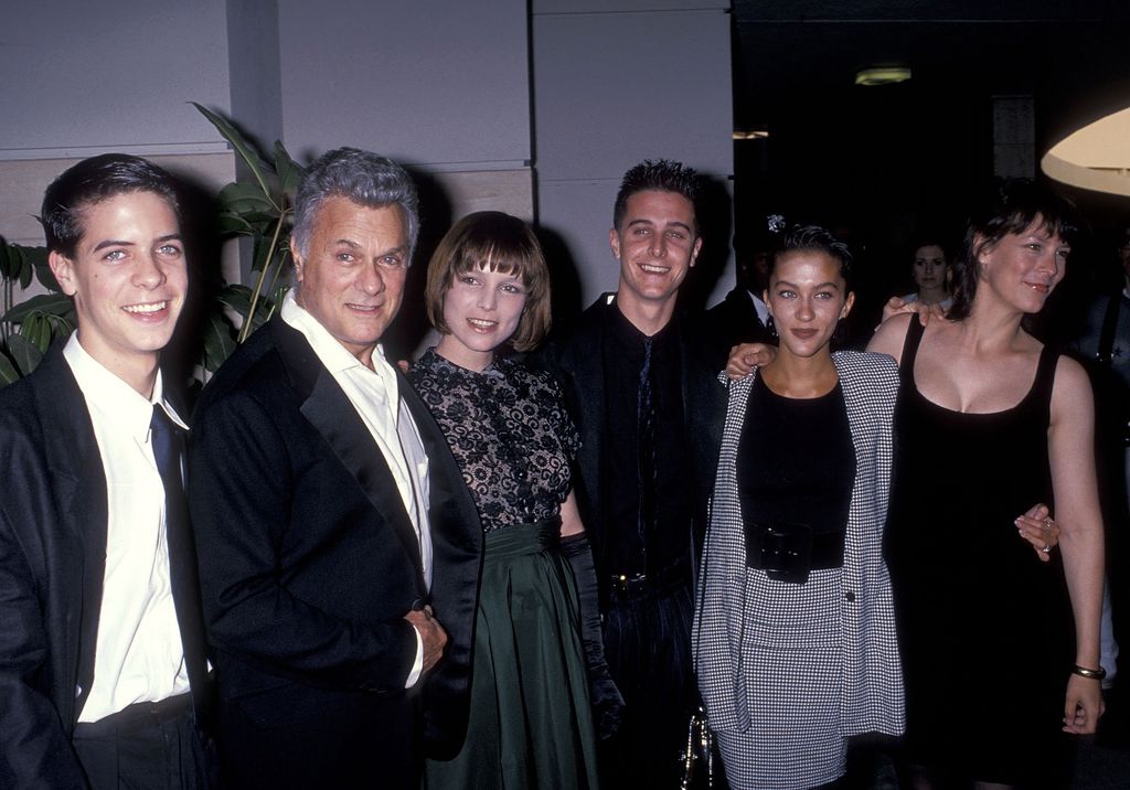 Actor Tony Curtis, son Benjamin Curtis, daughter Kelly Curtis, son Nicholas Curtis, daughter Allegra Curtis and daughter actress Jamie Lee Curtis attend Tony Curtis' Art Exhibition Dinner Party on April 22, 1989 at Beverly Hilton Hotel in Beverly Hills, California.