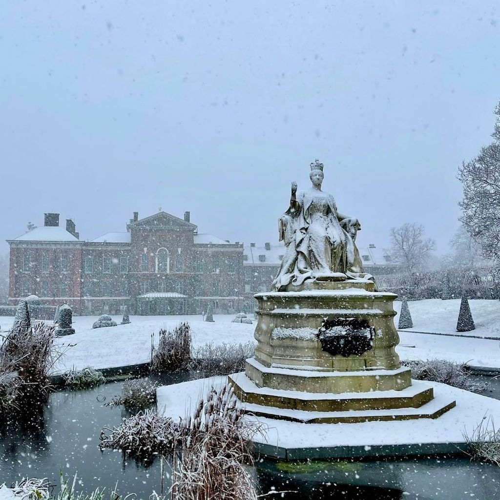 kensington palace snow z