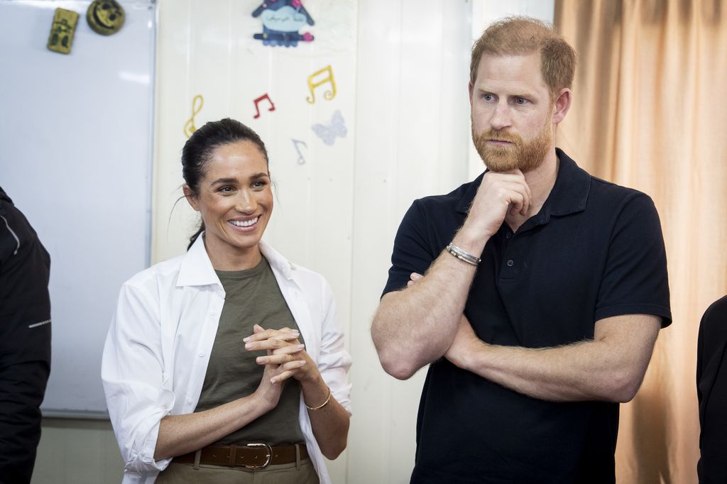 Le prince Harry et Meghan Markle « incroyablement fiers » alors qu'ils font une apparition commune pour une annonce passionnante 2 Le duc et la duchesse de Sussex lors d'une visite au centre de jeunesse QuestScope du camp de réfugiés de Za'atari, qui abrite des Syriens déplacés, près de Mafraq, dans le nord de la Jordanie.