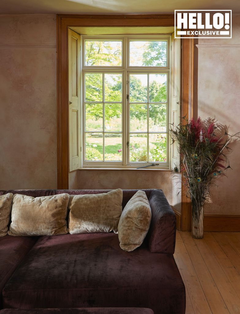 Blur star Alex James's neutral living room in Kingham, Oxfordshire 