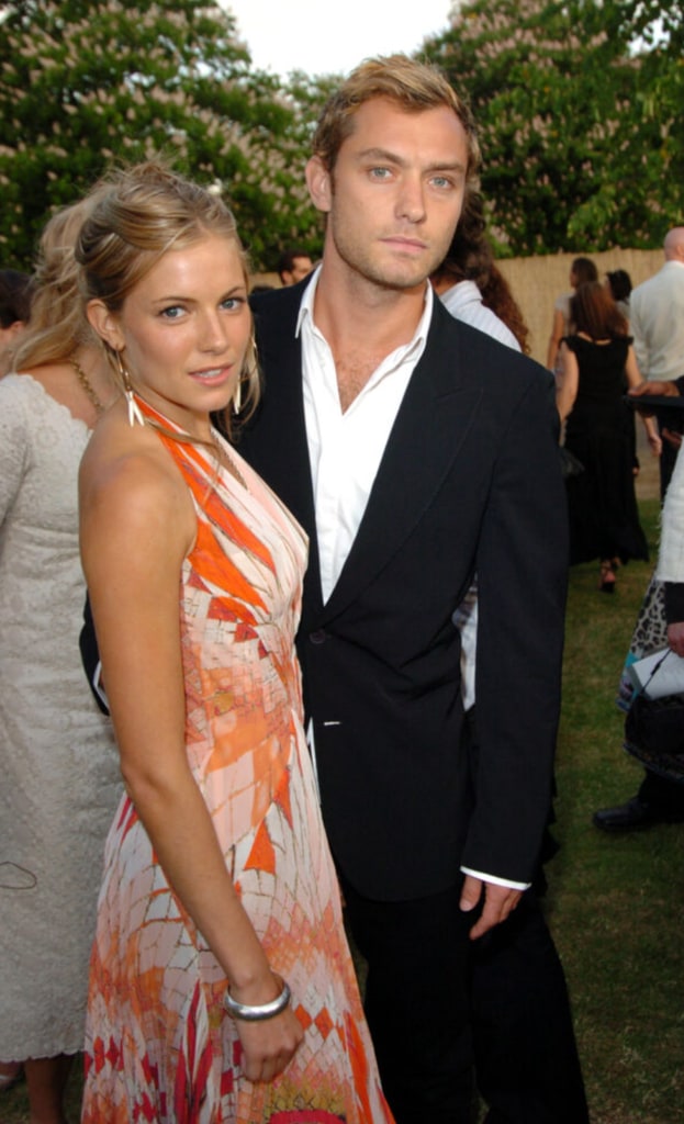 Jude and Sienna posing together