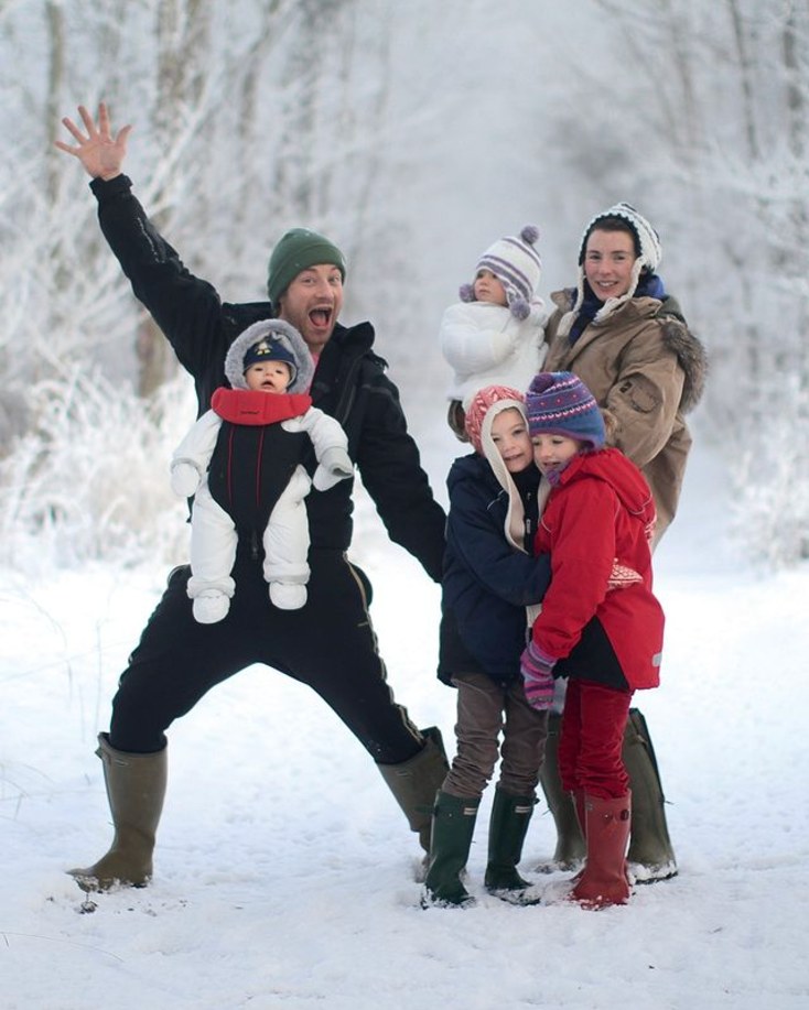 Jamie Oliver shared a photograph of his family enjoying a snow day