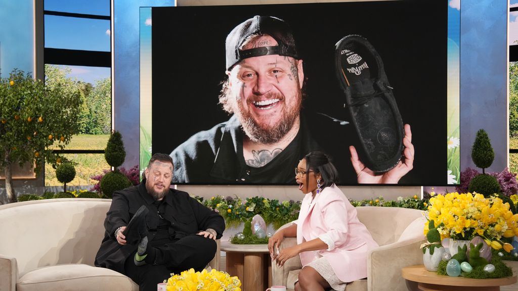 Jelly Roll appears with Jennifer Hudson on "The Jennifer Hudson Show" airing April 18, 2025 in Burbank, California