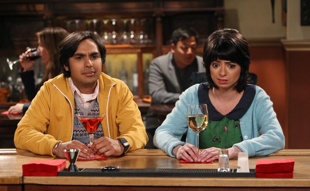 Kate Micucci as Lucy and Kunal Nayyar as Koothrappali on The Big Bang Theory in 2013
