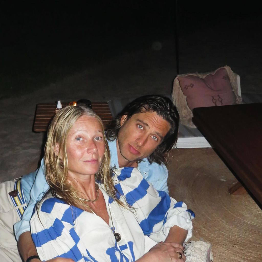 gwyneth paltrow and husband brad falchuk on the beach