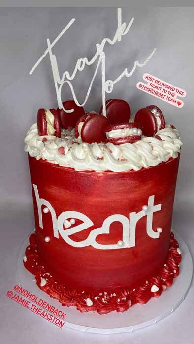 heart radio cake
