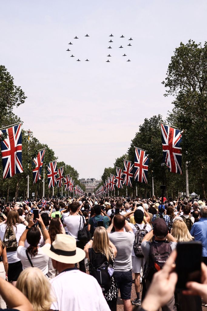 Aircraft form a 'CR' at the Trooping the Colour fly-past