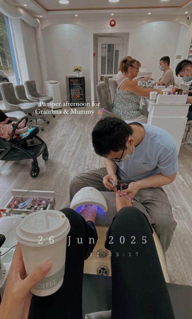 Michelle enjoyed a coffee and pedicure with her mother as little Palma slept