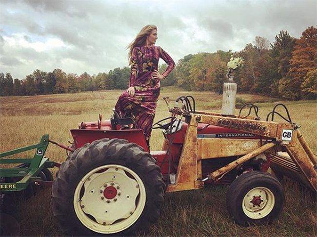 cat deeley on tractor at wedding