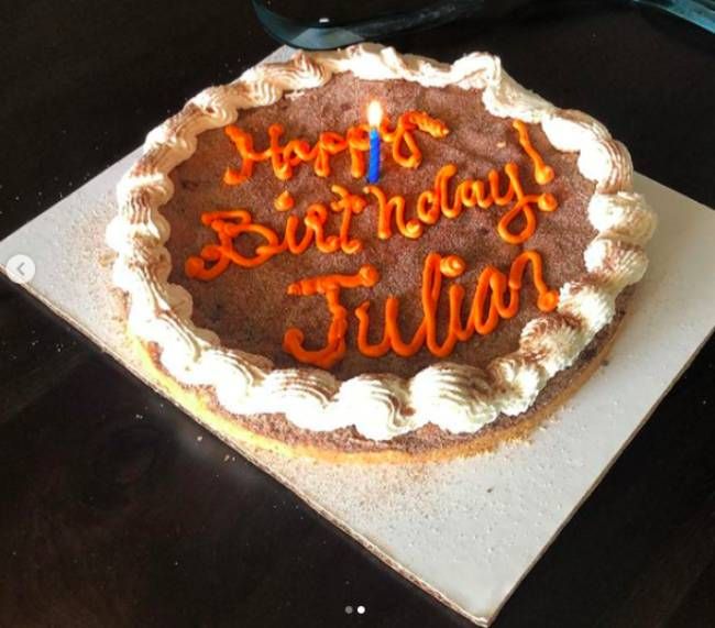 lisa kudrow son julian birthday cake