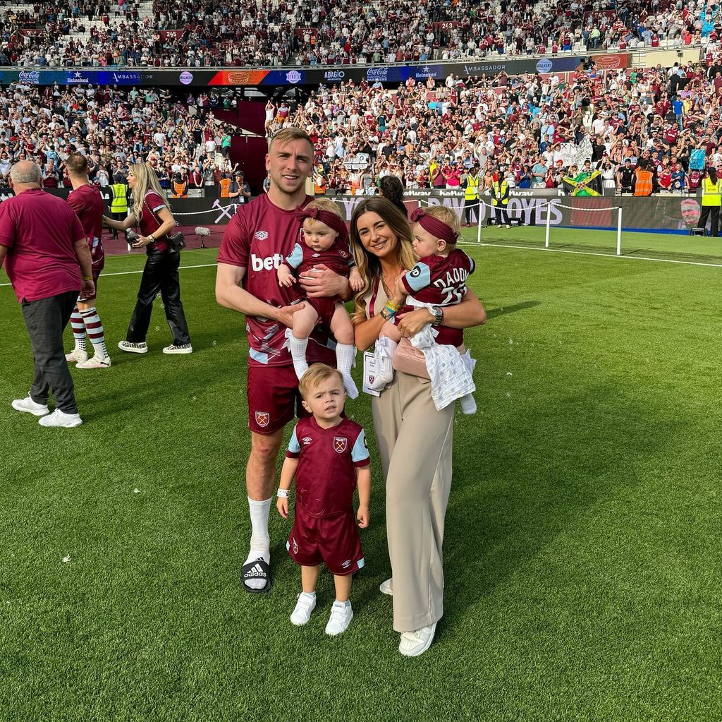Dani Dyer with Jarrod Bowen and three kids