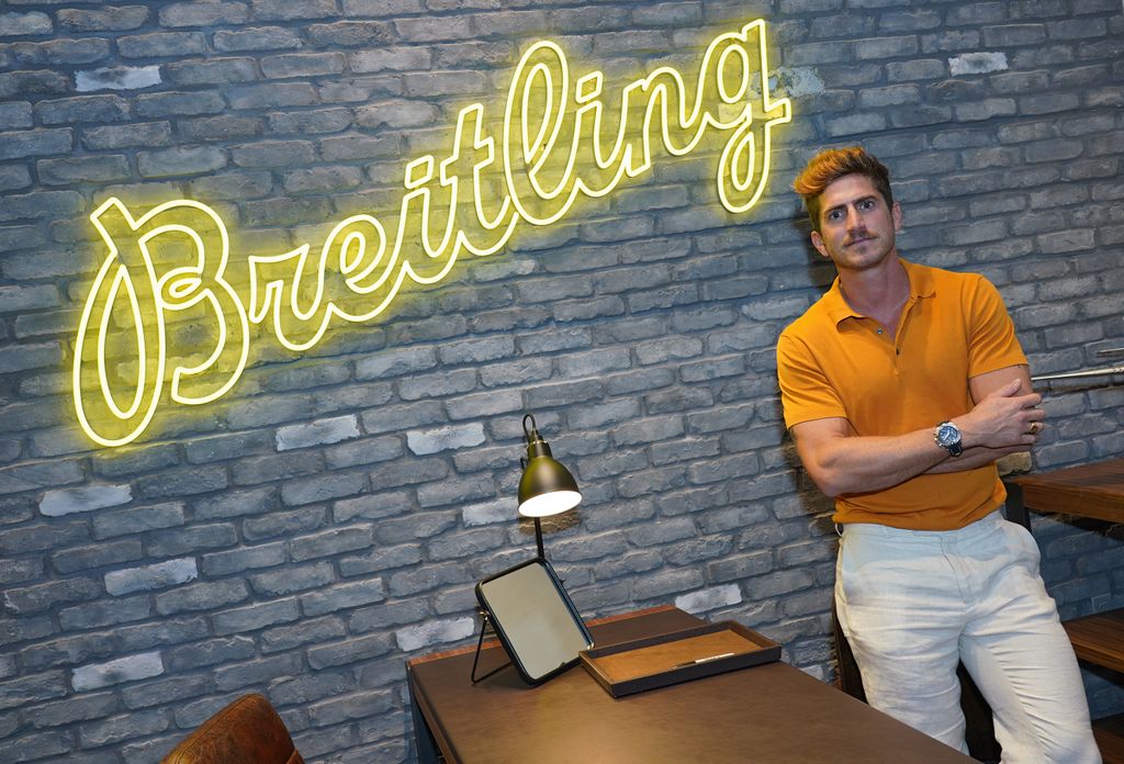 Rafael Olarra en haut orange 