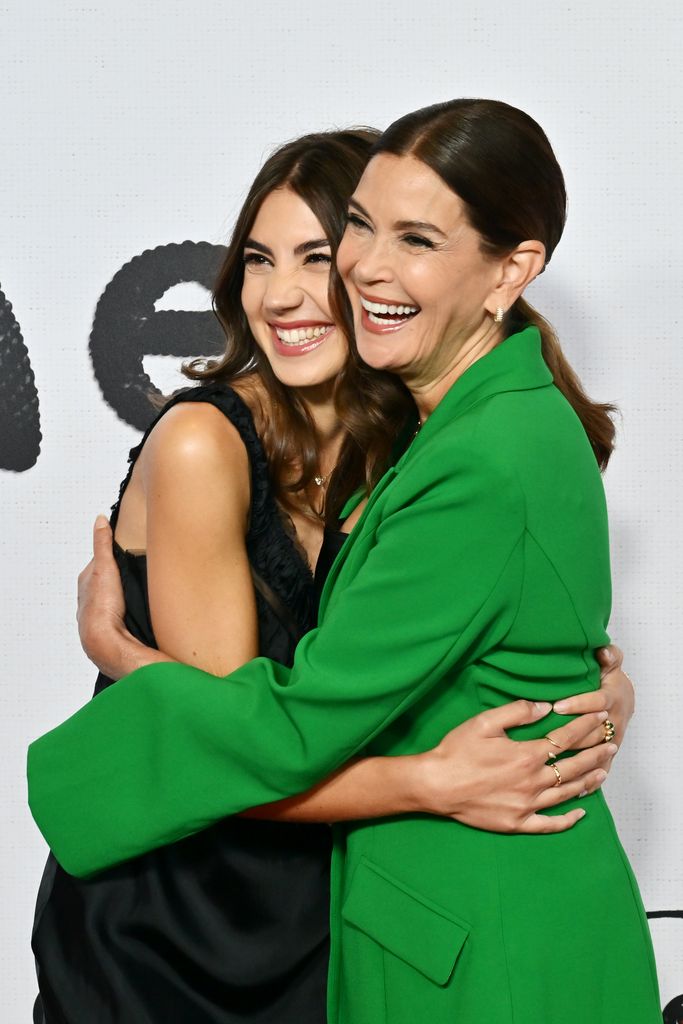 Emerson Tenney and Teri Hatcher look so much alike!