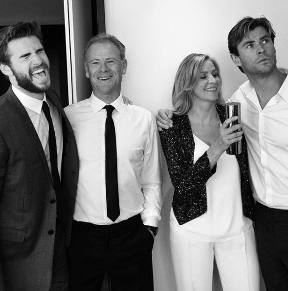 Chris and Liam Hemsworth with their parents