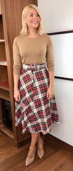 holly willoughby check skirt