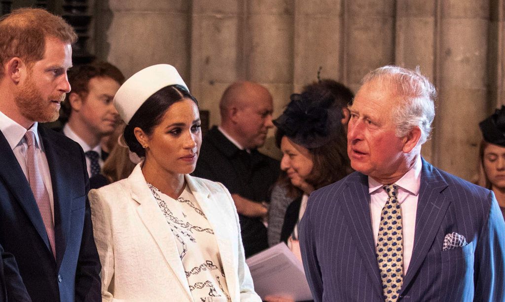 King Charles seen speaking to Prince Harry and Meghan Markle ahead of royal exit