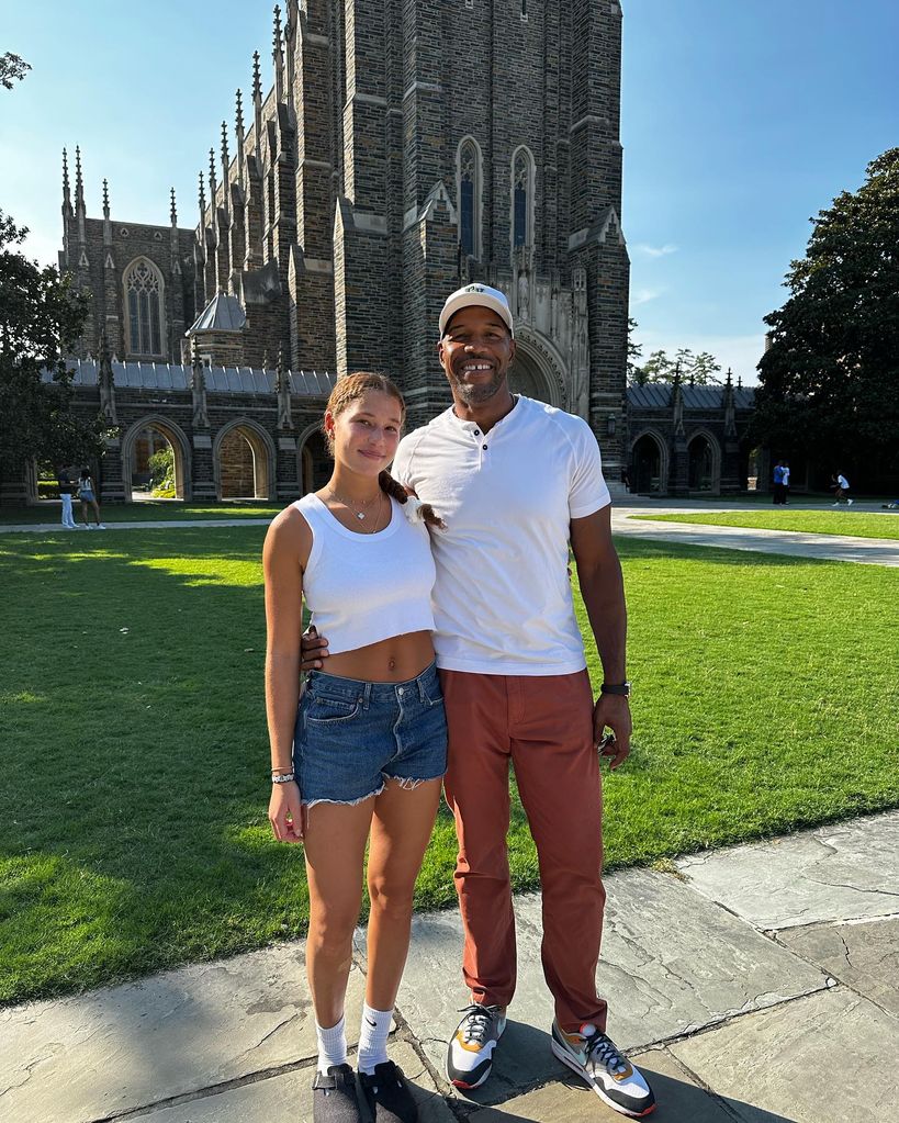 Michael Strahan dropping his daughter Sophia off at college
