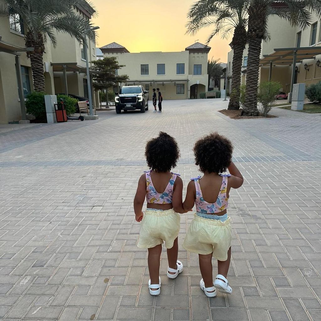 Leigh-Anne's twins looked adorable holding hands 