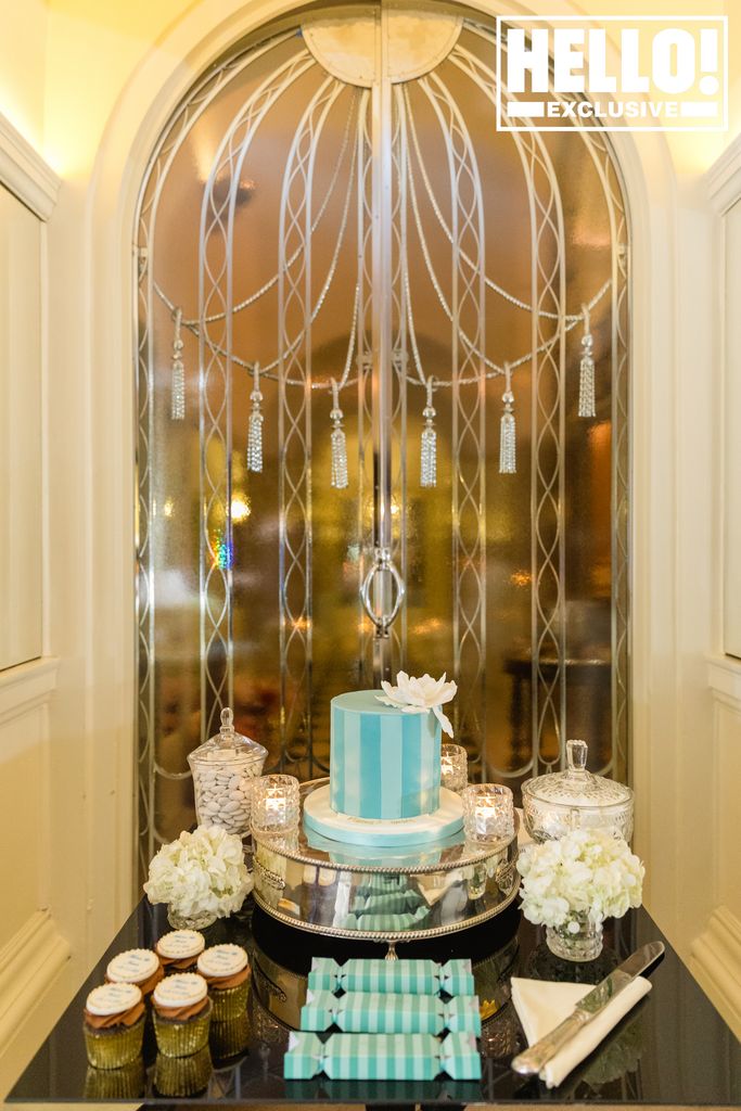 Maeva D'Ascanio and James Taylor's blue striped wedding cake