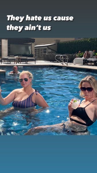 amy schumer bikini chelsea