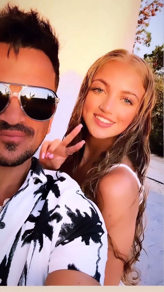 peter andre posing for selfie with princess