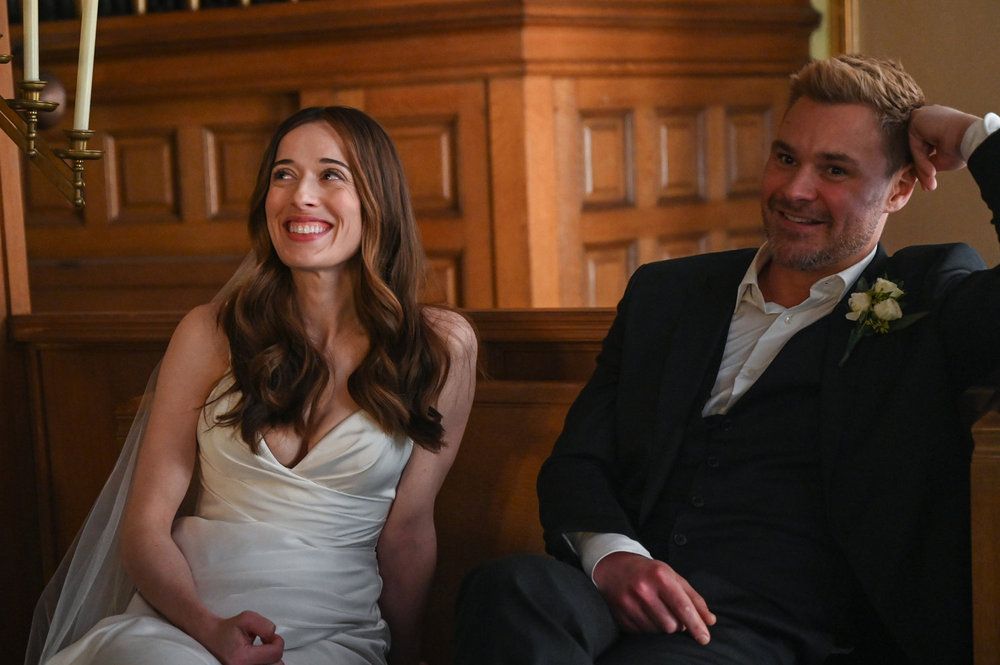 Marina Squerciati as Officer Kim Burgess, Patrick John Flueger as Officer Adam Ruzek behind the scenes of Chicago PD