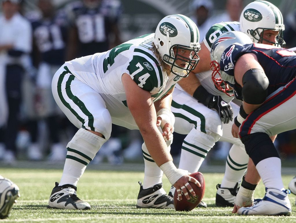 photo of nick mangold on the field 