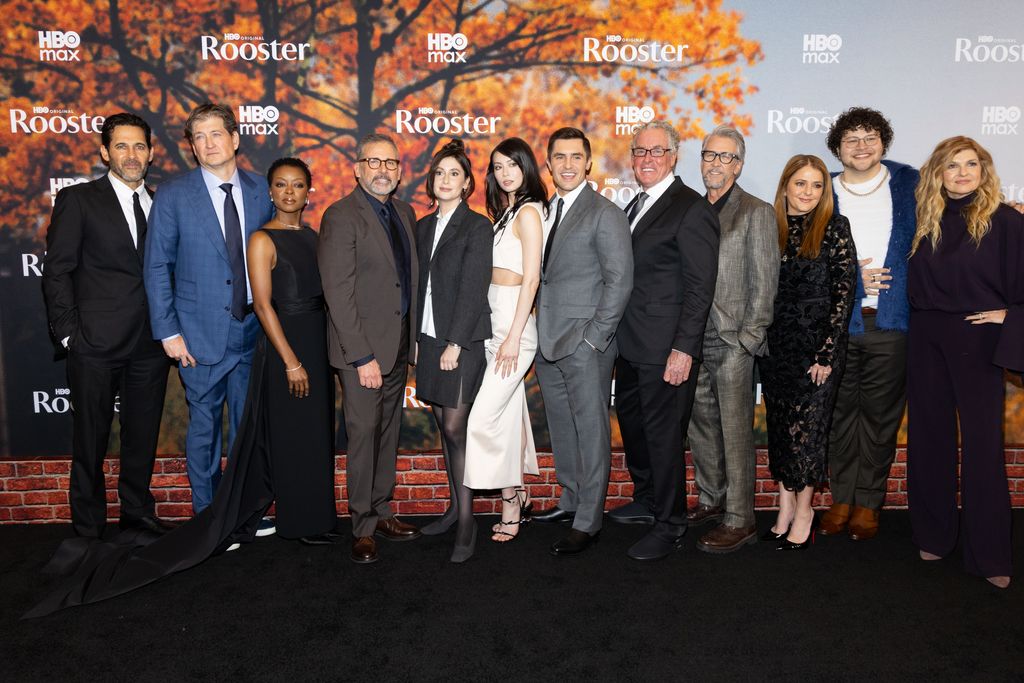 Matt Tarses, Bill Lawrence, Danielle Deadwyler, Steve Carell, Charly Clive, Lauren Tsai, Phil Dunster, Alan Ruck, Annie Mumolo, Maximo Salas et Connie Britton à la série comique originale de HBO "Coq" Première le 3 mars 2026 à New York, New York.