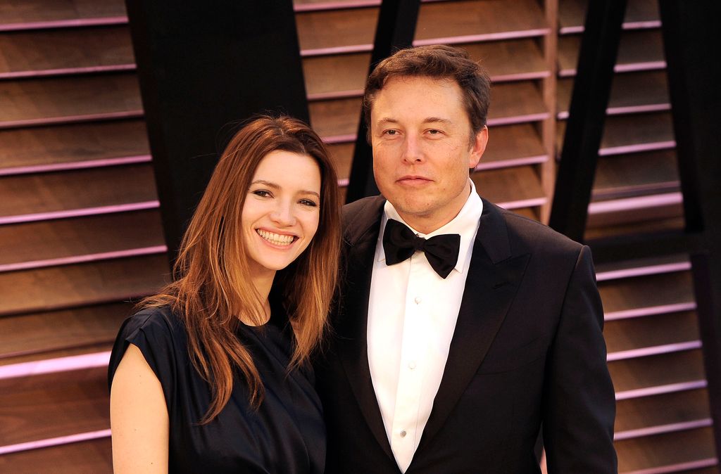 WEST HOLLYWOOD, CA - MARCH 02:  Actress Talulah Riley (L) and CEO of Tesla Motors Elon Musk arrive to the 2014 Vanity Fair Oscar Party on March 2, 2014 in West Hollywood, California.  (Photo by C Flanigan/WireImage)