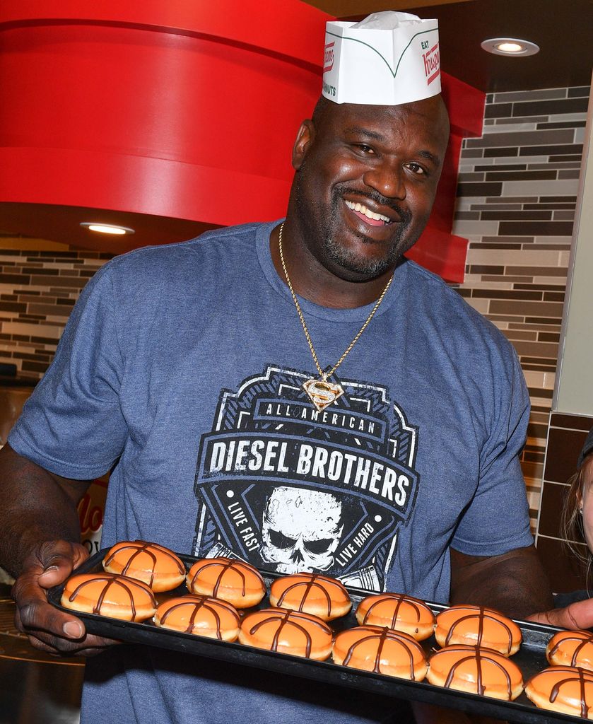 Shaquille O'Neal Visits Krispy Kreme in 2018